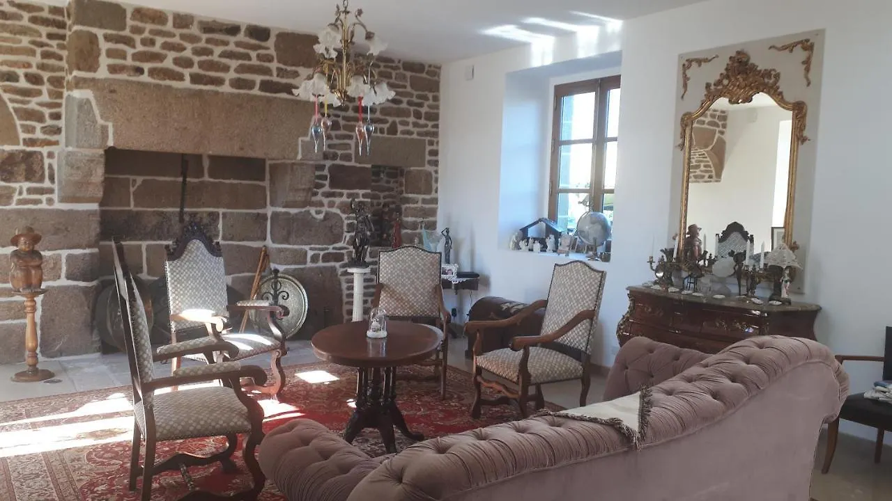 Chez Celine Bed & Breakfast Sens-de-Bretagne