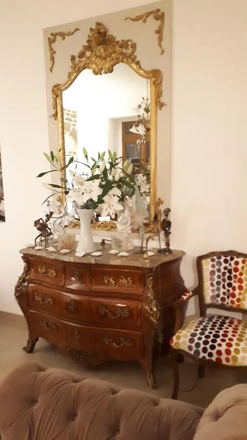Chez Celine Bed & Breakfast Sens-de-Bretagne 0*,