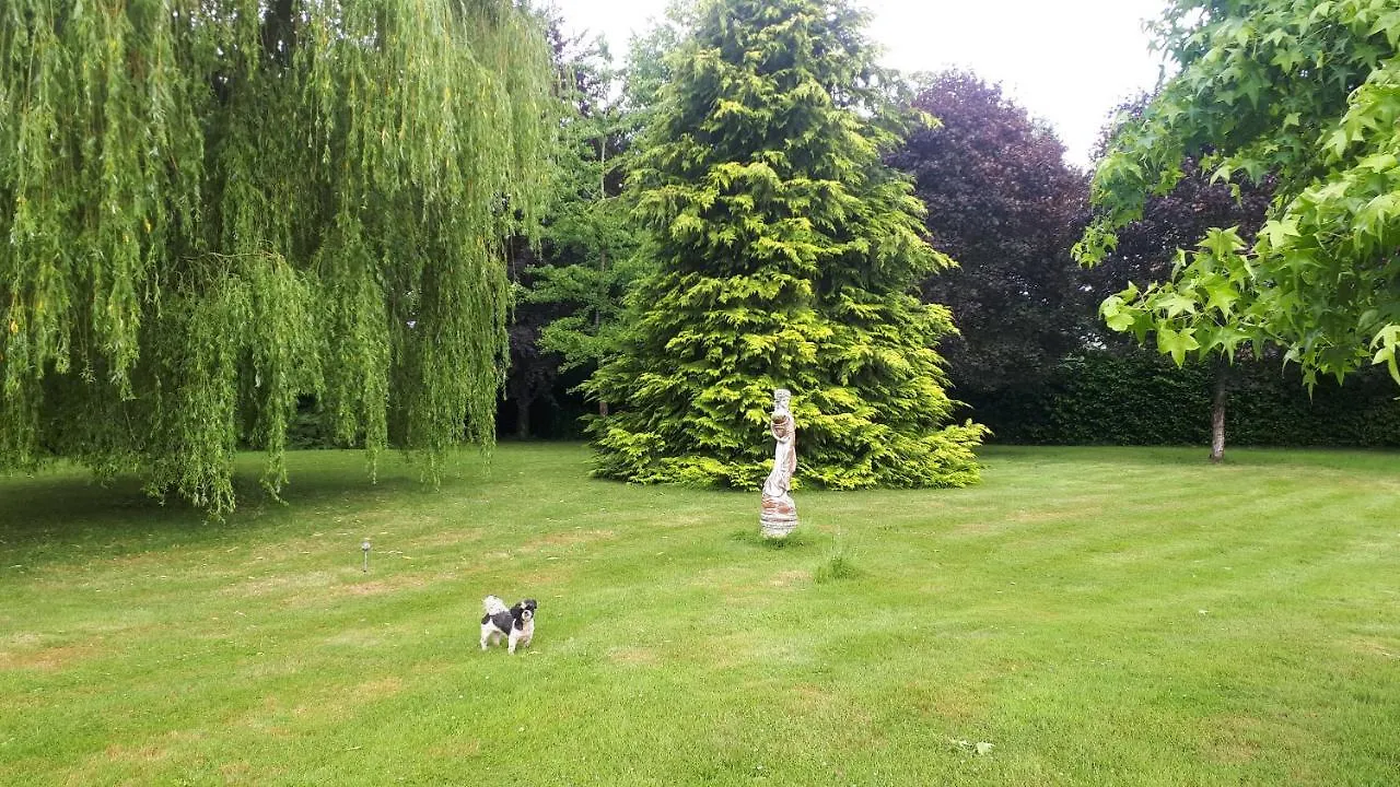 Chez Celine Bed & Breakfast Sens-de-Bretagne