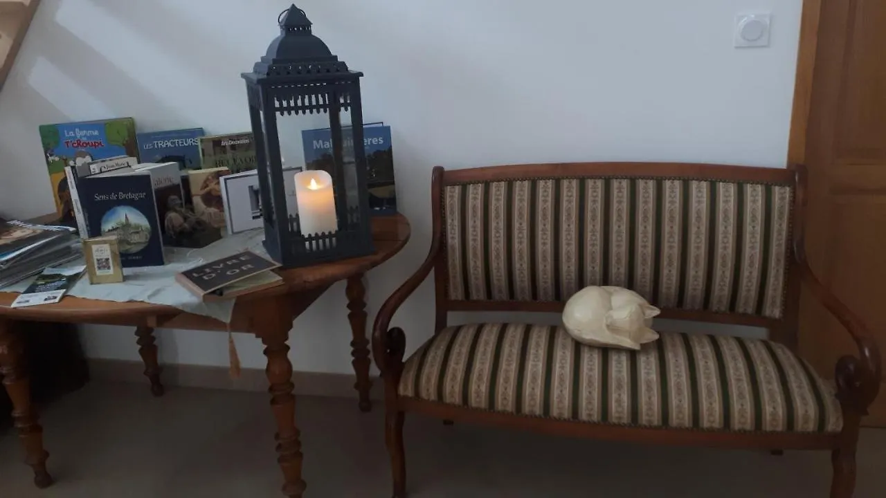Chez Celine Bed & Breakfast Sens-de-Bretagne France