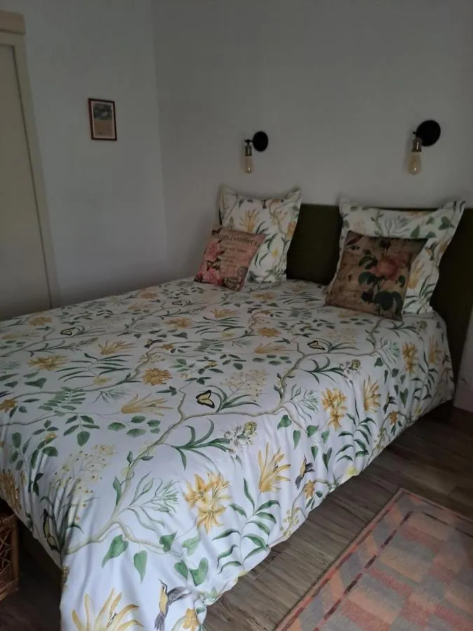 Chez Celine Bed & Breakfast Sens-de-Bretagne France