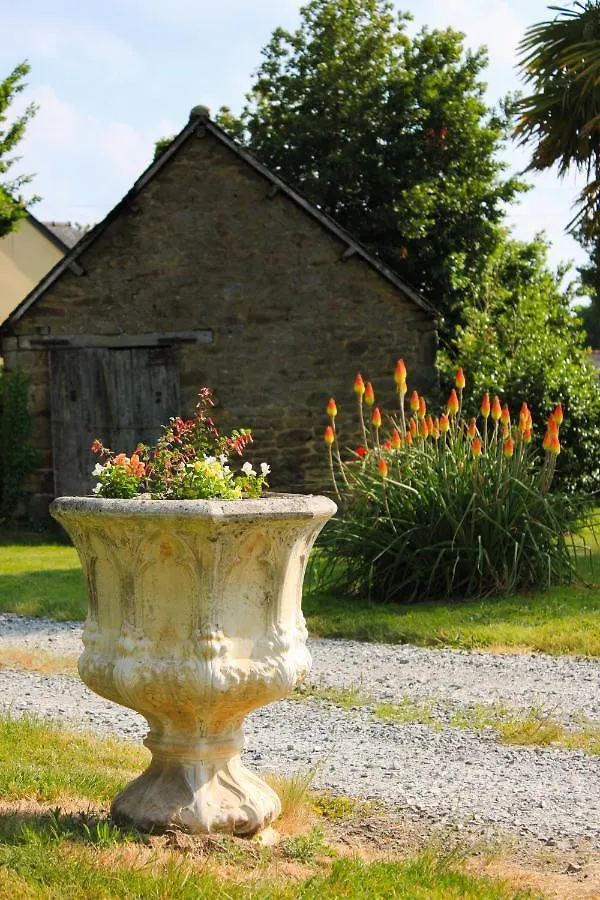 Chez Celine Bed & Breakfast Sens-de-Bretagne